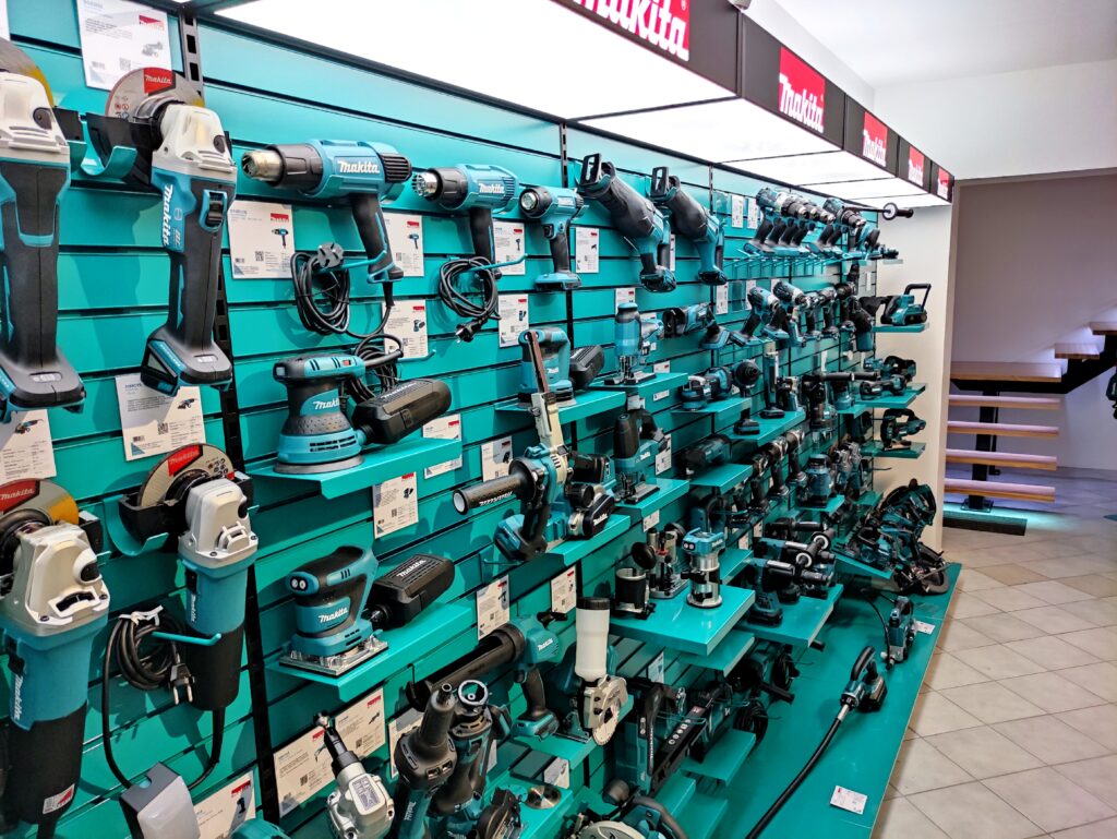 Makita tööriista esindus Raplas